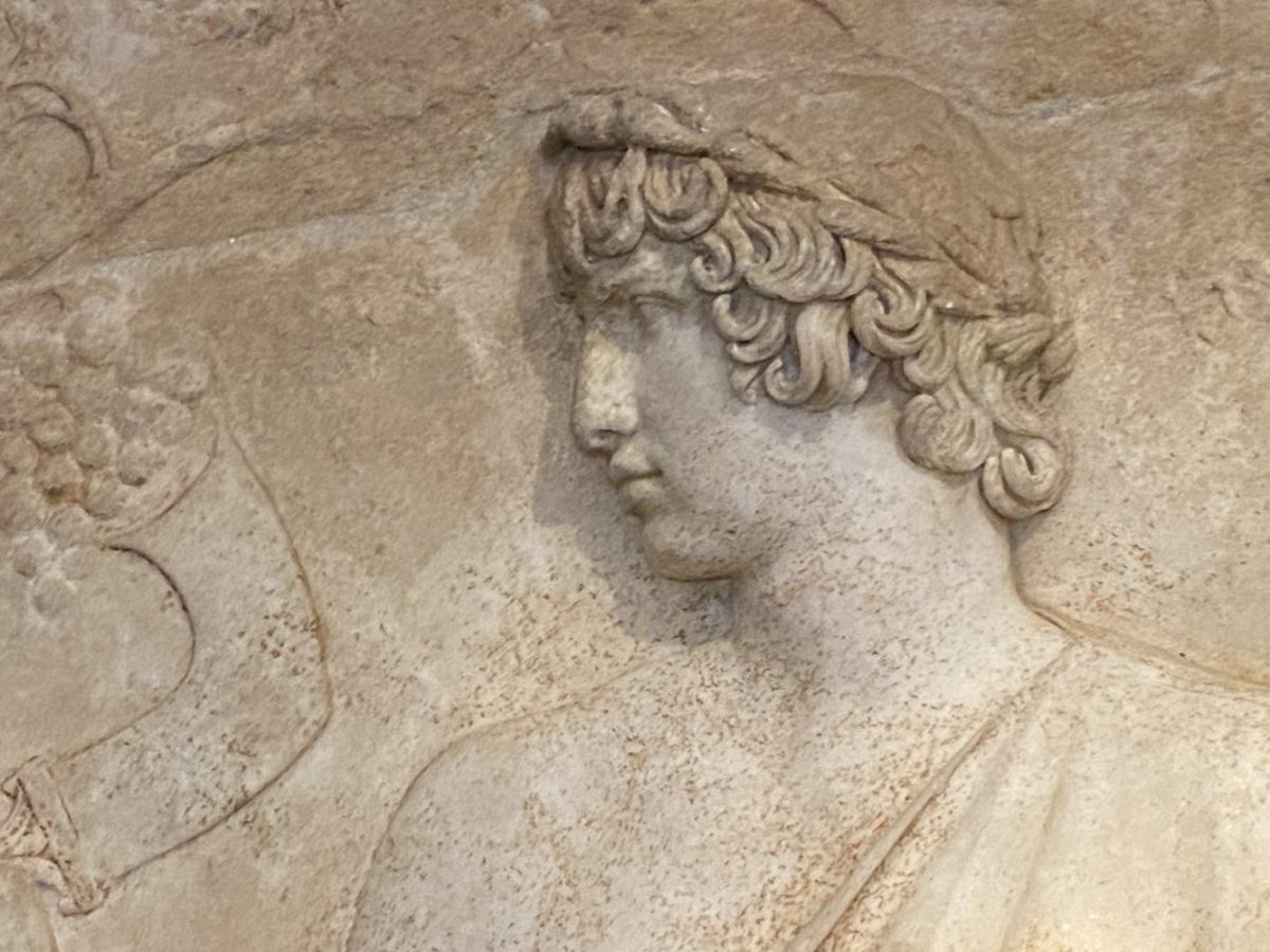 Rilievo di Antinoo rappresentato come il Dio dei&nbsp;boschi