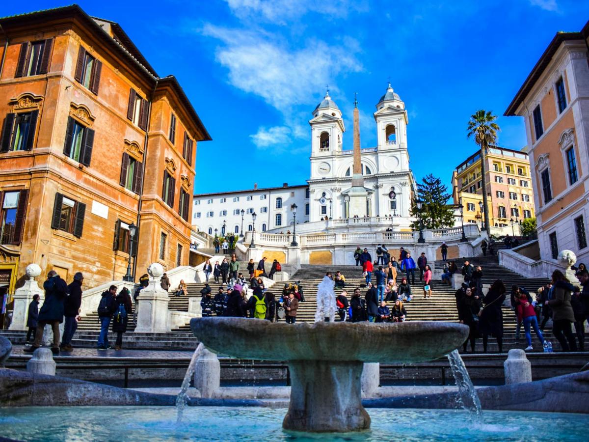 Scalinata di Trinità dei Monti e Piazza di&nbsp;Spagna