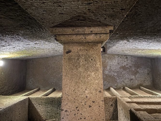 Necropoli della Banditaccia - Cerveteri - Tomba dei Capitelli